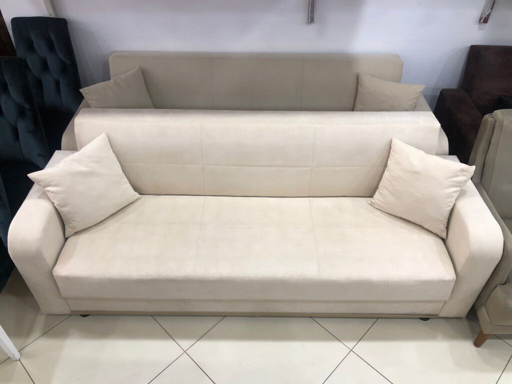 SIFIR AYARINDA SİLİNEBİLİR KUMAŞ KREM ÇEKYAT TAKIMI