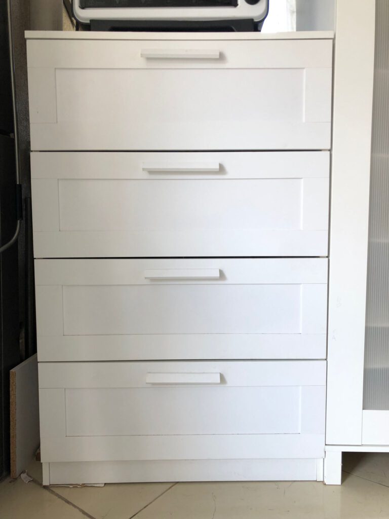 IKEA BEYAZ ŞiFONYER