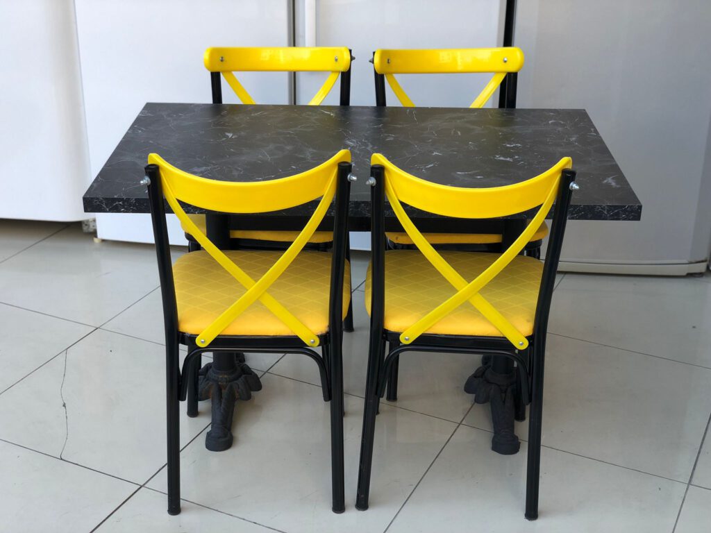 MERMER GÖRÜNÜMLÜ MASA SANDALYE 4 KİŞİLİK