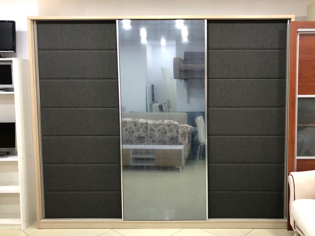 ENZAHOME ÇOK ŞIK GARDIROP VE YATAK KARYOLA BAŞLIK